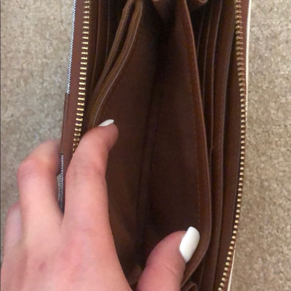 Wallet - Picture 6 of 8
